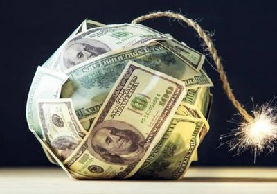 الديون العالمية بمستوى قياسي وتحذيرات من تهديد للنمو