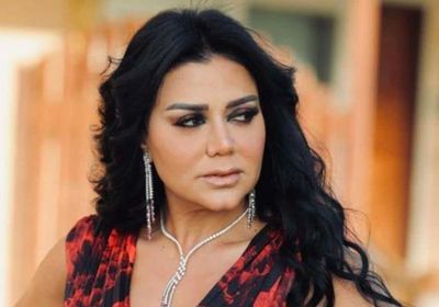 تحويل الفنانة رانيا يوسف للتحقيق بسبب "أوراق التاروت".. ما الحقيقة؟