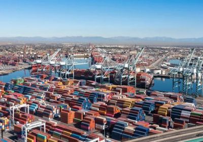 إضراب عمال الموانئ الأمريكية يهدد صناعة السيارات الأوروبية
