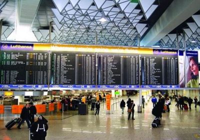 اضطرابات واسعة في مطار فرانكفورت بسبب خلل تقني