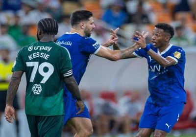 بفوز مثير على الأهلي.. الهلال يعزز صدارته للدوري السعودي