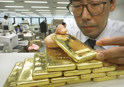 الصين تتوقف عن شراء الذهب للشهر الخامس على التوالي