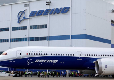 بوينج تسحب عرضها للموظفين المضربين عن العمل