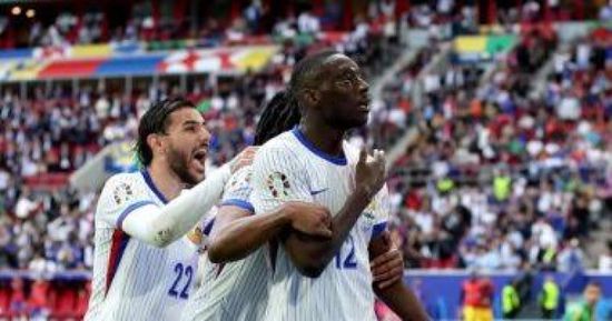 منتخب فرنسا يهزم بلجيكا بثنائية بالأمم الأوروبية