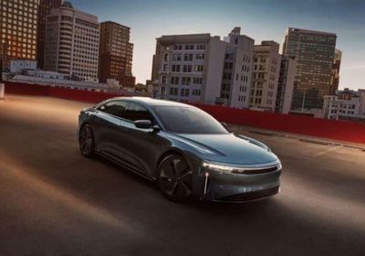 سهم لوسيد يهوي بعد تحذير من خسائر فصلية أكبر