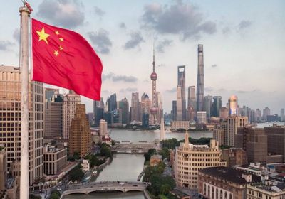 الصين تسجل نموًا في الإنتاج الصناعي ومبيعات التجزئة