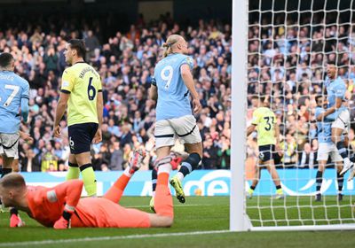 مانشستر سيتي يفوز على ساوثهامبتون.. ويتصدر الدوري الإنجليزي