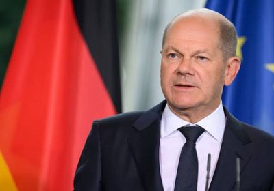 شولتس يحذر الصين من توريد الأسلحة إلى روسيا 