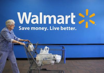 وول مارت ترفع توقعاتها السنوية بعد نتائج فصلية قوية