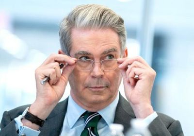 ترامب يرشح سكوت بيسنت لتولي منصب وزير الخزانة