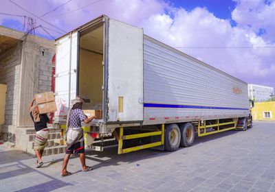 "سلمان للإغاثة" يقدم مساعدات لمراكز غسيل الكلى في شبوة