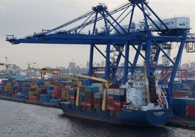 صادرات اليابان تشهد انتعاشًا مفاجئًا في أكتوبر