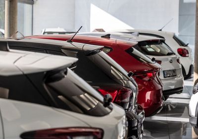 نمو مبيعات نيو بأقل من التوقعات وسط حرب أسعار