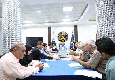 أمانة الانتقالي تبحث أنشطة منسقية المجلس في جامعة أبين