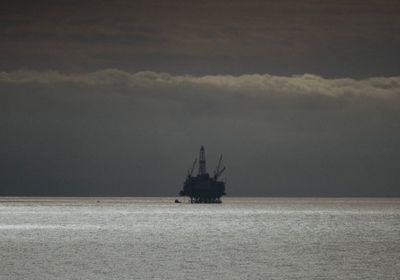 إكسون موبيل تنسحب من مشروع نفطي ضخم في سورينام