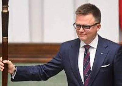 الحزب القومي المعارض في بولندا يختار مؤرخا مرشحه للانتخابات