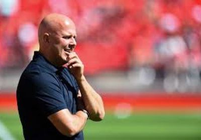 سلوت يشيد بعودة ليفربول في النتيجة خلال الشوط الثاني