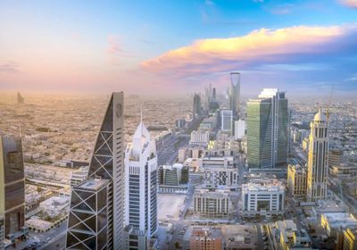 موديز تشيد بقوة الاقتصاد الكويتي وتدعو لتنويع الاستثمارات