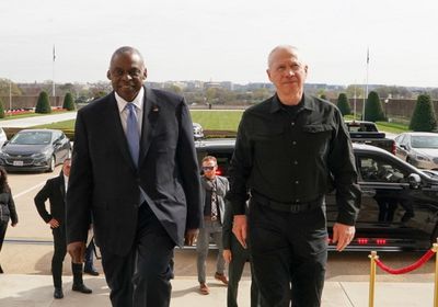 غالانت يتوجه إلى واشنطن للقاء مسؤولين أمريكيين