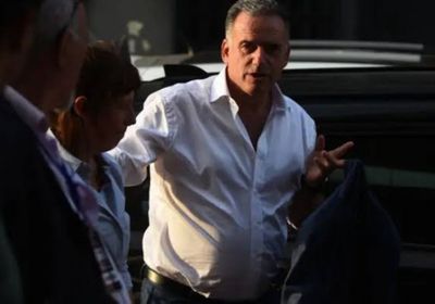 أورسي يفوز برئاسة أورغواي 