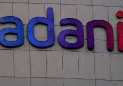 أسهم أداني تتعافى بعد خسائر حادة عقب اتهامات بالاحتيال