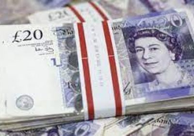 تراجع الجنيه الإسترليني إلى أدنى مستوى في 6 أشهر