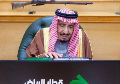 خادم الحرمين يفتتح مشروع قطار الرياض