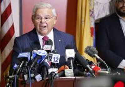 السناتور الأمريكي السابق مينينديز يطلب إلغاء حكم إدانته بالفساد