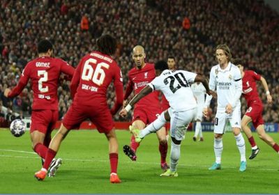 بثنائية نظيفة.. ليفربول يتخطى ريال مدريد