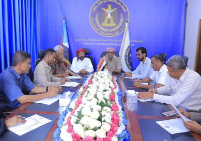 انتقالي وادي حضرموت يكلف مديري إداراته برفع كفاءة العمل المؤسسي