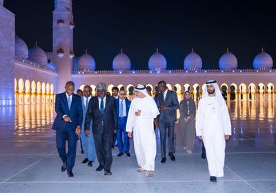 &lrm;رئيس وزراء كوت ديفوار يزور جامع الشيخ زايد الكبير