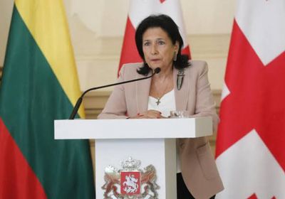 رئيسة جورجيا ترفض مغادرة منصبها 