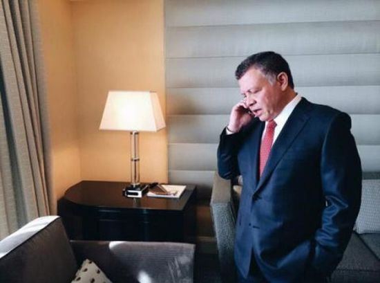 هاتفياً.. عاهل الأردن ورئيس الوزراء العراقي يبحثان التطورات الراهنة بالمنطقة