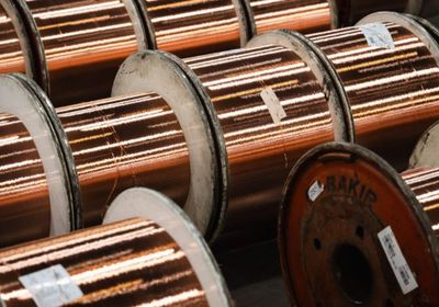 تراجع أسعار النحاس مع صعود الدولار والتوترات التجارية