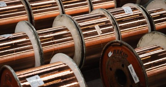 تراجع أسعار النحاس مع صعود الدولار والتوترات التجارية