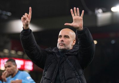 غوارديولا يرد على جماهير ليفربول