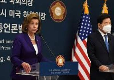 رئيس تايوان يتحدث مع رئيسة مجلس النواب الأمريكي السابقة