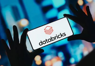 داتا بريكس تجمع مليارات الدولارات وتؤجل الاكتتاب العام