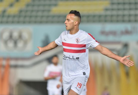 ناصر منسي يتقدم للزمالك بالهدف الأول أمام غزل المحلة