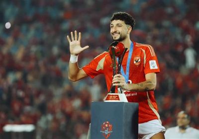 الفلسطيني أبو علي في قائمة الأهلي لمواجهة أورلاندو بايرتس وشوبير يغيب