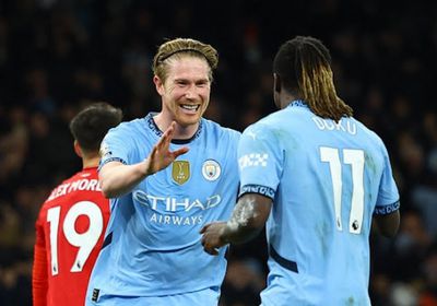 بثلاثية نظيفة مانشستر سيتي يعود للانتصارات