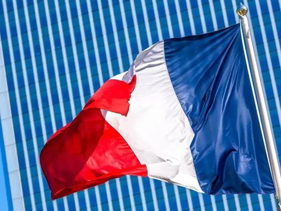 فرنسا تستضيف قمة عالمية للذكاء الاصطناعي في فبراير