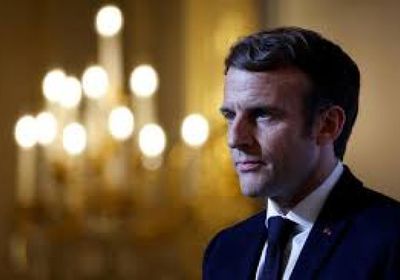 ماكرون يبحث عن رئيس وزراء جديد بعد استقالة بارنييه