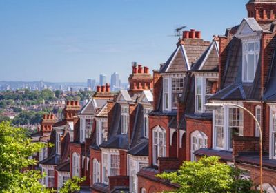 أسعار المنازل في بريطانيا ترتفع مع انخفاض الفائدة