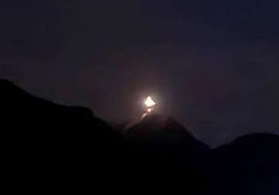 المدفعية الجنوبية توجه ضربات للمليشيات الحوثية بجبهة القرين المسيمير