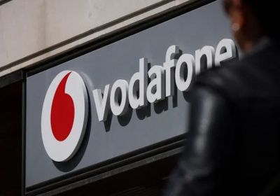 موافقة بريطانية على اندماج فودافون وثري