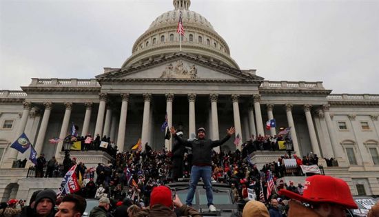 ترامب: سأعفو عن المتهمين باقتحام الكونجرس في "اليوم الأول"