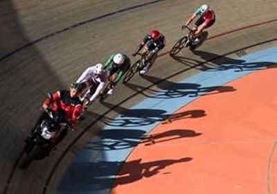    البريطانية كاتي تتعرض لحادث سير مروع بمضمار الدراجات