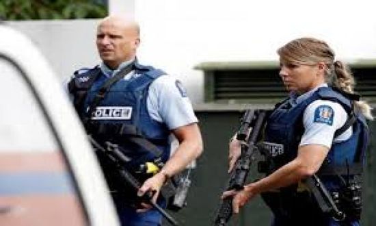 الشرطة الأسترالية تبحث عن ثلاثة مشتبه بهم في إحراق كنيس