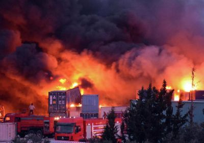 إسرائيل تدمر سفن حربية للجيش السوري في ميناء اللاذقية